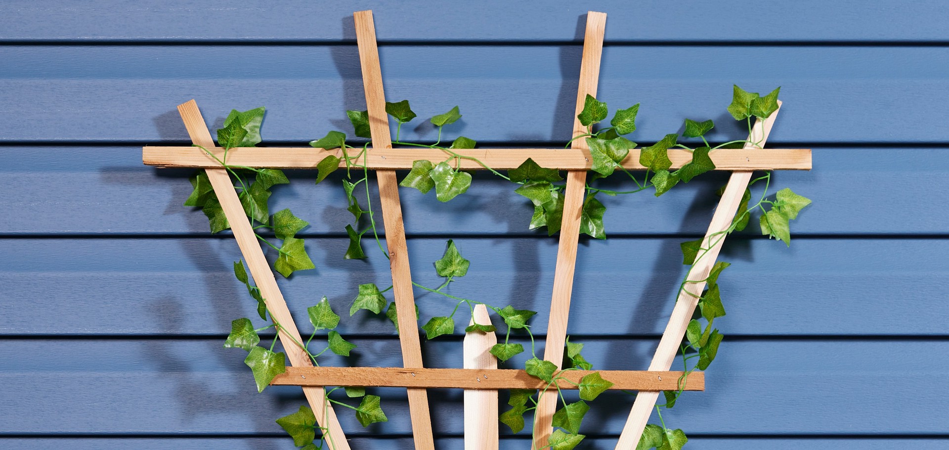 slide 4 of 6, Garden Architecture 29.5-in W x 37.5-in H Natural Cedar Fan Garden Trellis For Climbing Plants For Roses For Tomatoes, 1 ct