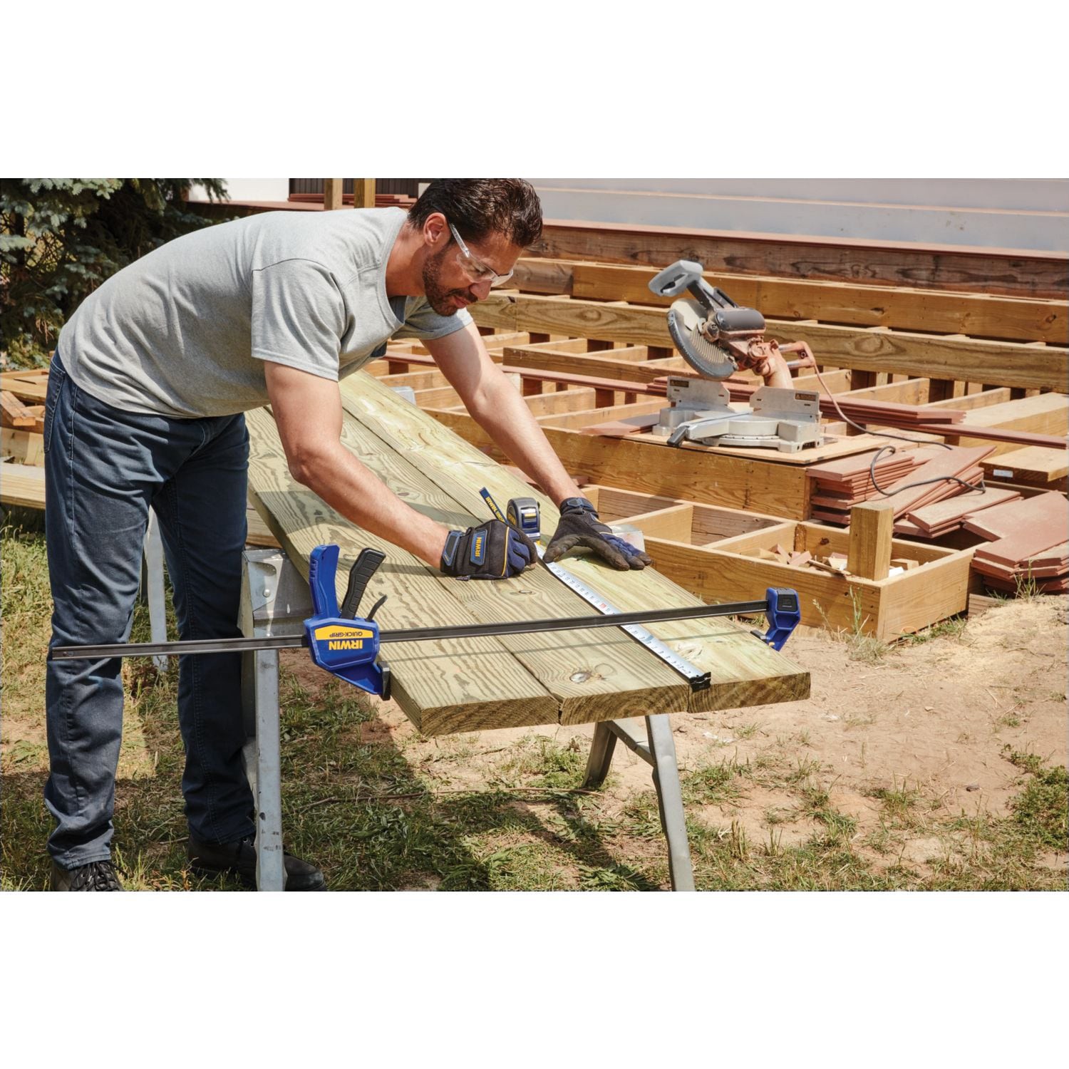 slide 6 of 6, IRWIN QUICK-GRIP 36-in Medium-Duty One Handed 300.0-lb Bar Clamp, 1 ct