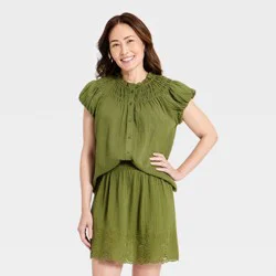 Women's Ruffle Short Sleeve Blouse - Universal Thread™ Green S