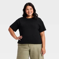 Women's Vintage Jersey Crewneck T-Shirt - Universal Thread™ Black XXL