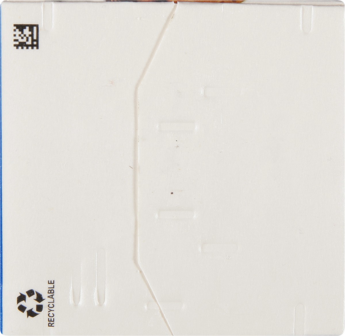 slide 4 of 9, Dairy Fresh Half &Half, 16 oz