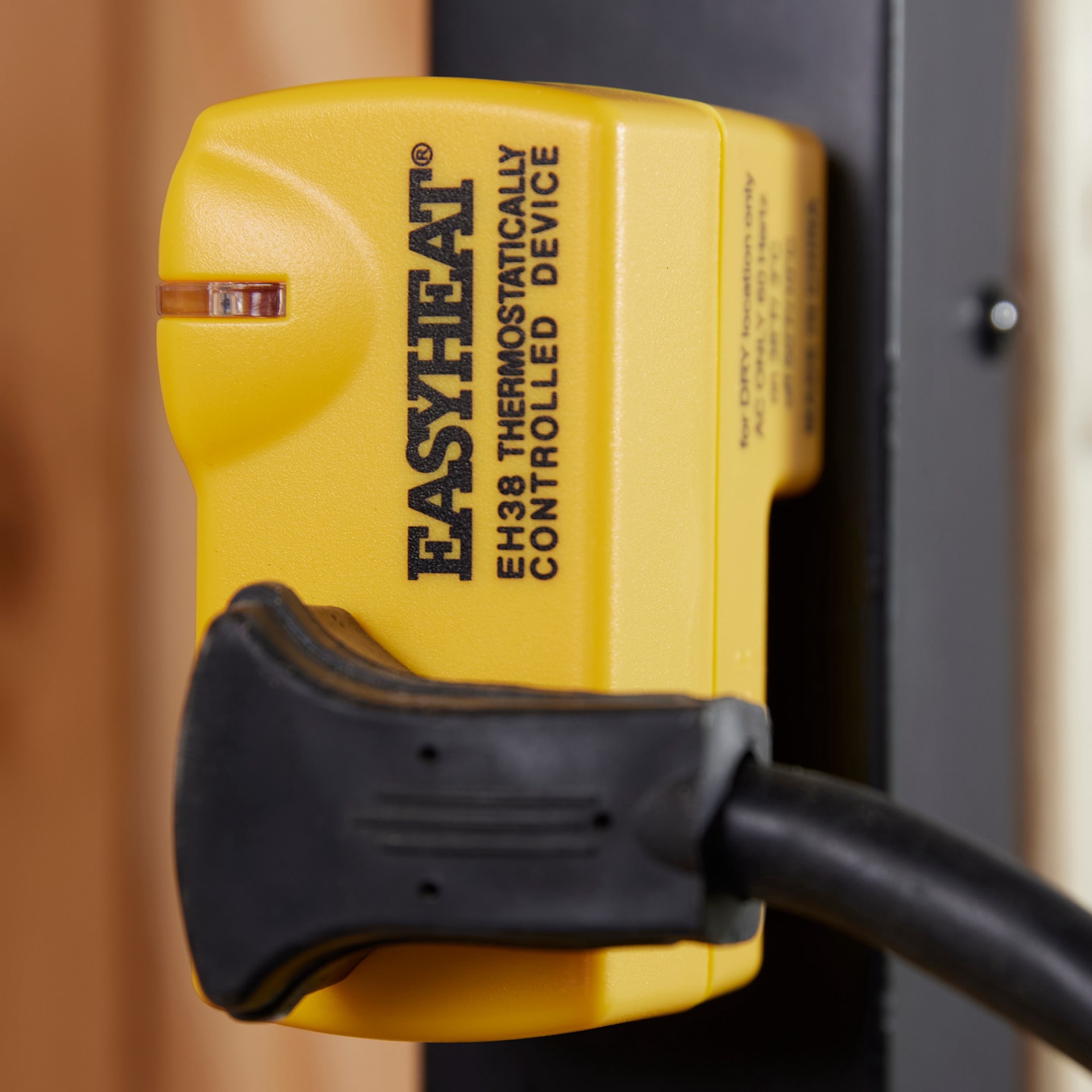 slide 4 of 6, EasyHeat Freeze Free Heat cable controller, 1 ct