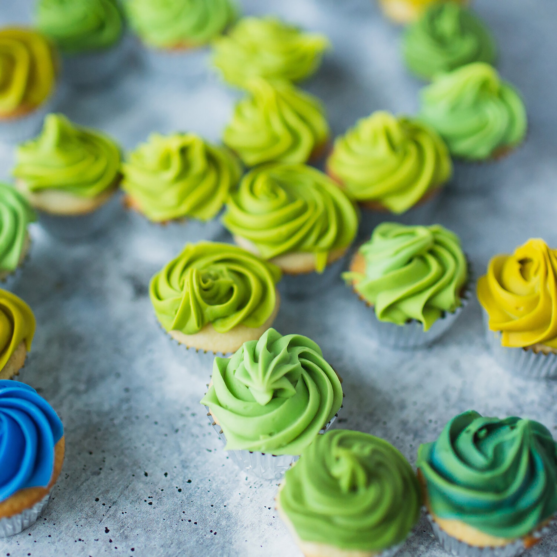 slide 2 of 3, ColorKitchen Food Coloring Green Sngl, 2 gram