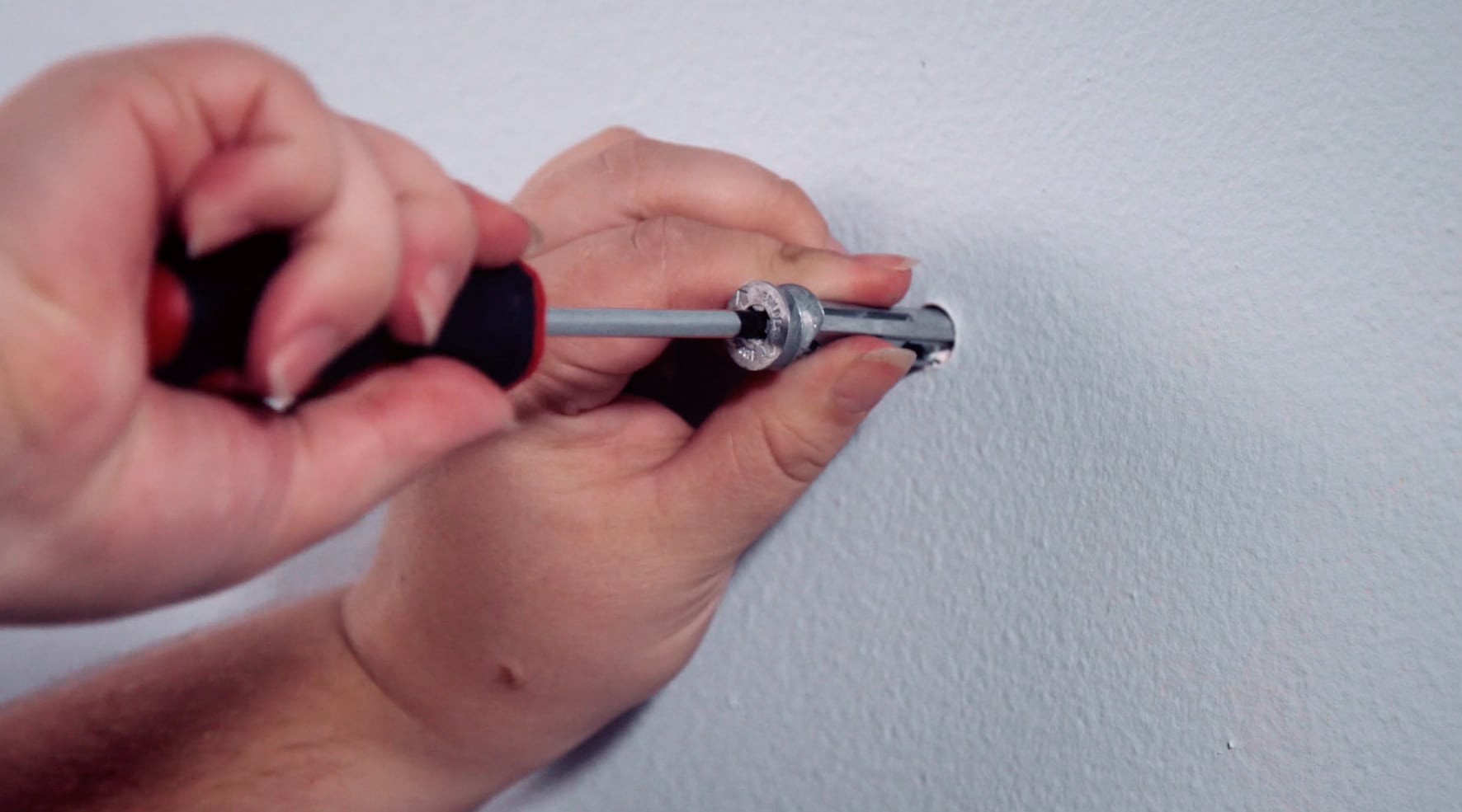 slide 4 of 6, E-Z Ancor 100-lb 5/8-in x 2-1/2-in Toggle Bolt Anchors with Screws Included 10 -Pack, 1 ct