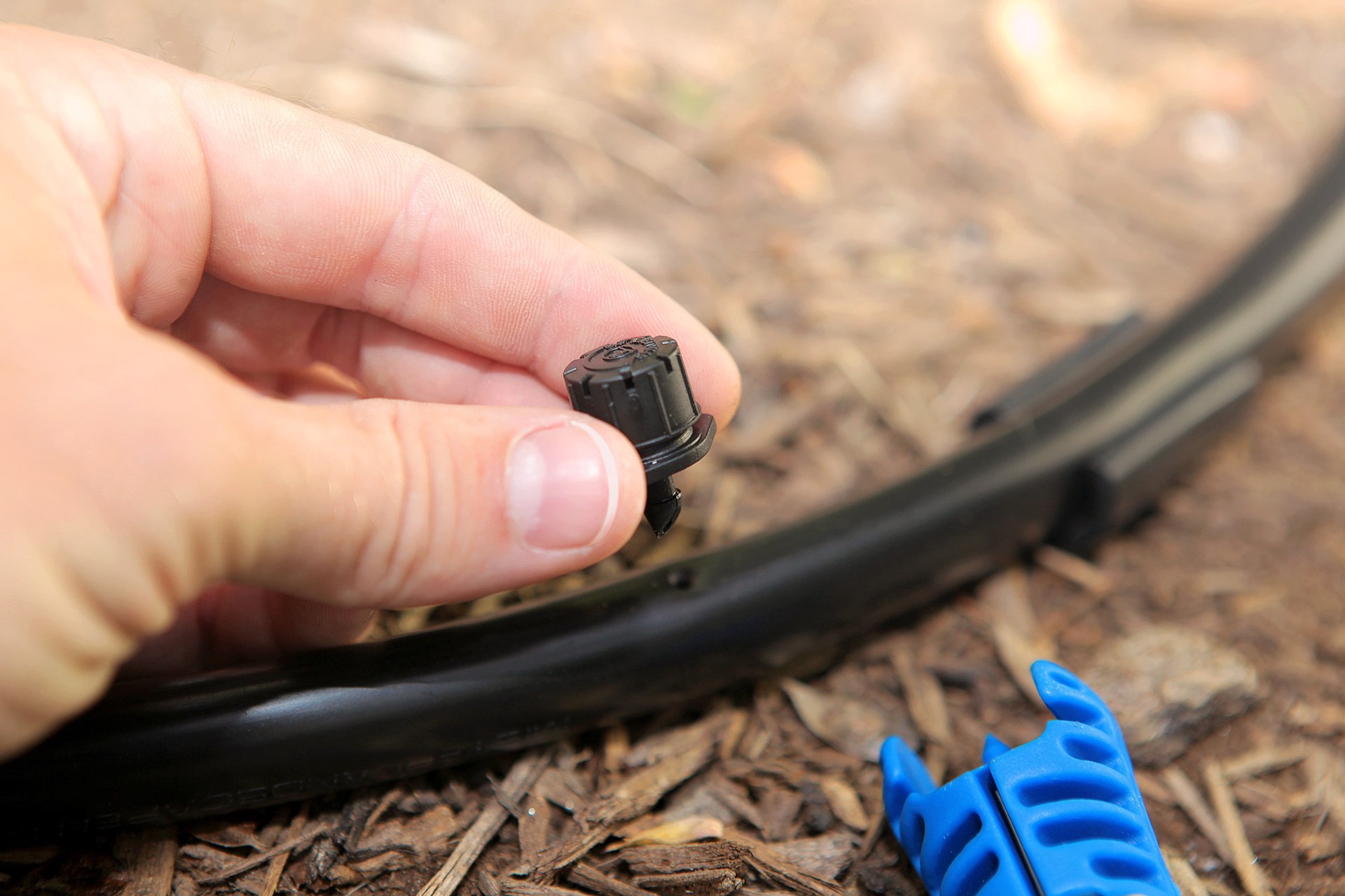 slide 3 of 6, Mister Landscaper 10 GPH Adjustable Drip Irrigation Multi-Stream Emitter 5 -Pack, 1 ct