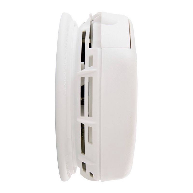 slide 3 of 6, First Alert SA320 Battery Powered Smoke Detector with Photoelectric and Ionization Sensors, 1 ct