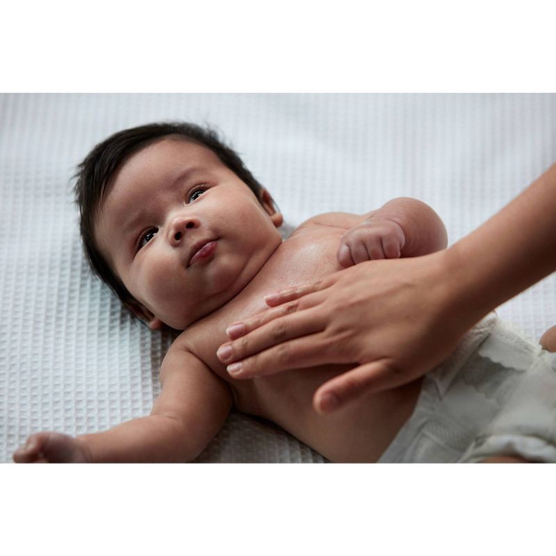 slide 3 of 7, Johnson's Baby Body Oil Gel with Mineral Oil Enriched, Aloe Vera & Vitamin E for Dry Skin - 6.5 fl oz, 6.5 fl oz