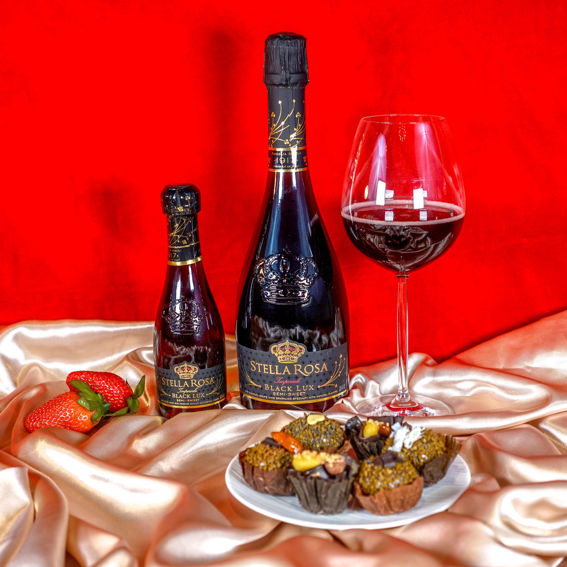 slide 7 of 7, Stella Rosa Imperiale Black Lux Sparkling Red Wine 2Pk/187 ml, 187 ml