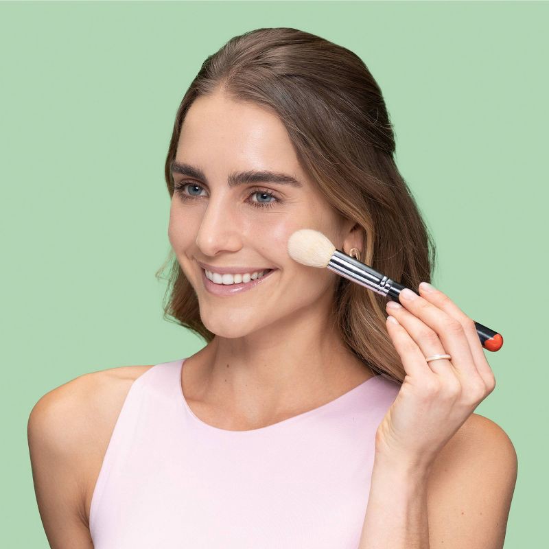 slide 7 of 9, Neutrogena SkinClearing Mineral Acne-Concealing Pressed Powder with Salicylic Acid to Help Cover, Treat & Prevent Breakouts - 20 Natural Ivory, 1 ct