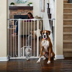 EveryYay Freestanding Expandable White Plastic Pet Gate