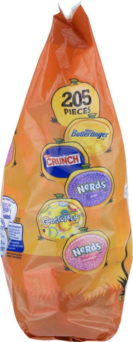 slide 7 of 9, Nestlé Assorted Candy Crunch, 62 oz