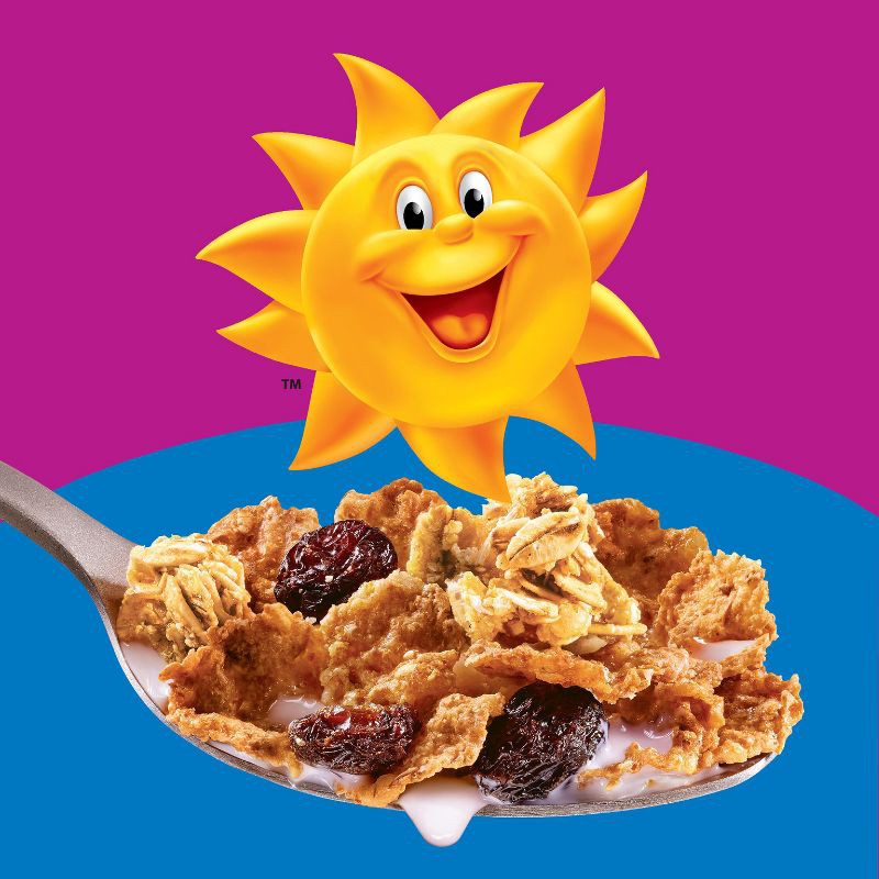 slide 4 of 17, Kellogg's Raisin Bran Crunch Cereal - 20.7oz, 20.7 oz