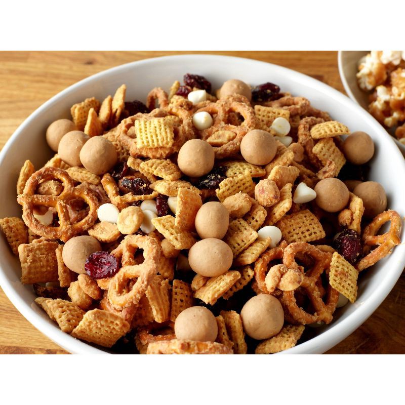 slide 7 of 13, Skippy Natural Super Chunk Peanut Butter - 15oz, 15 oz