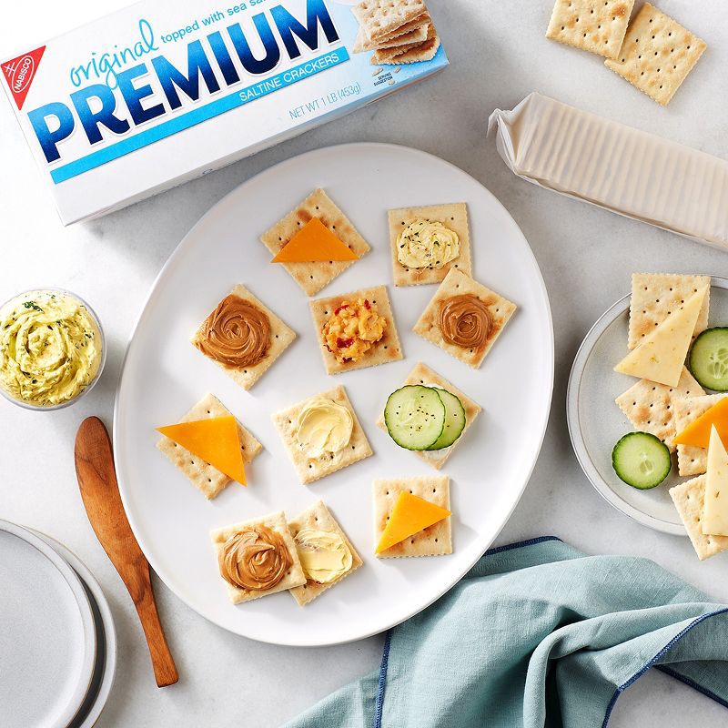 slide 3 of 9, Premium Original Saltine Crackers Lunch Snacks - 16oz, 16 oz