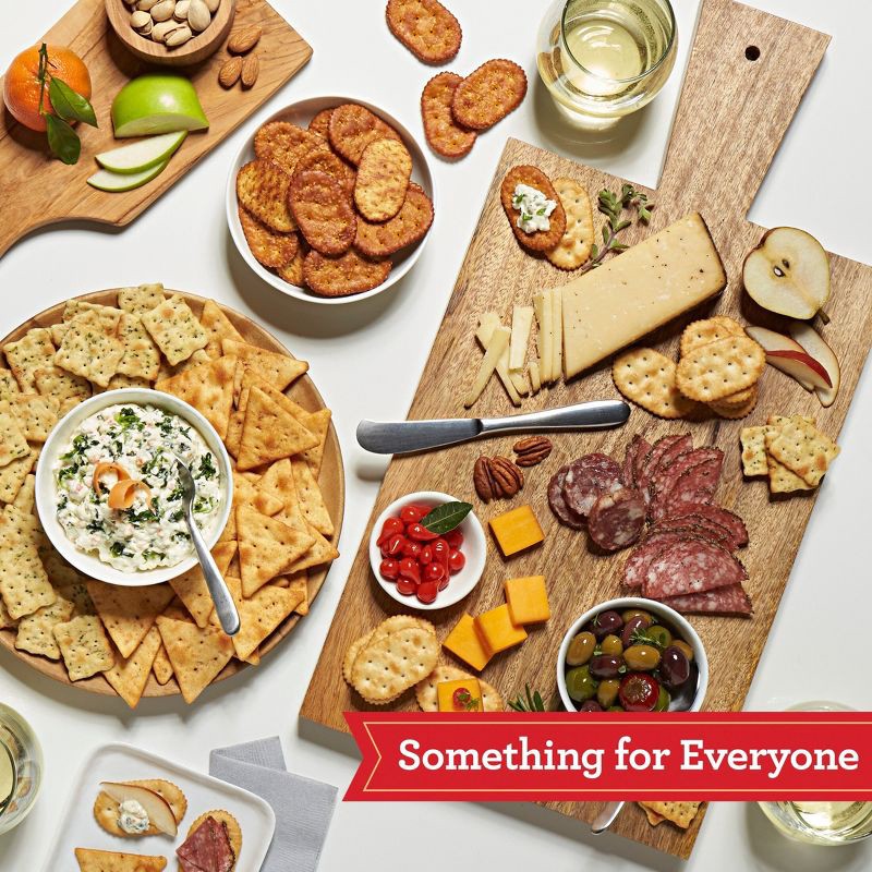 slide 3 of 8, Town House Oven Baked Crackers Original - 13.8oz, 13.8 oz