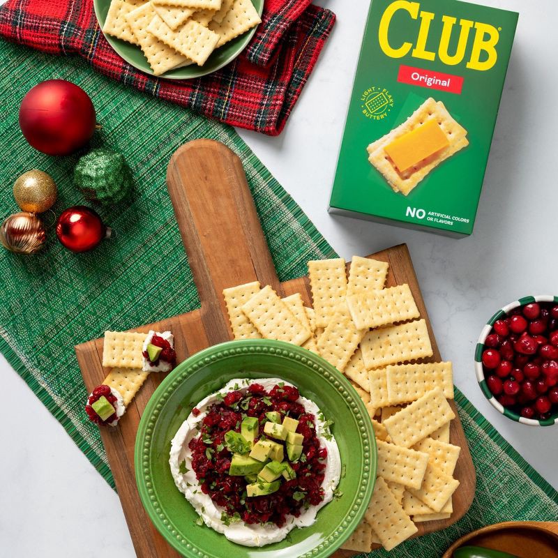 slide 4 of 12, Club Crackers Original - 13.7oz, 13.7 oz
