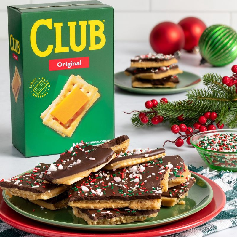 slide 5 of 12, Club Crackers Original - 13.7oz, 13.7 oz