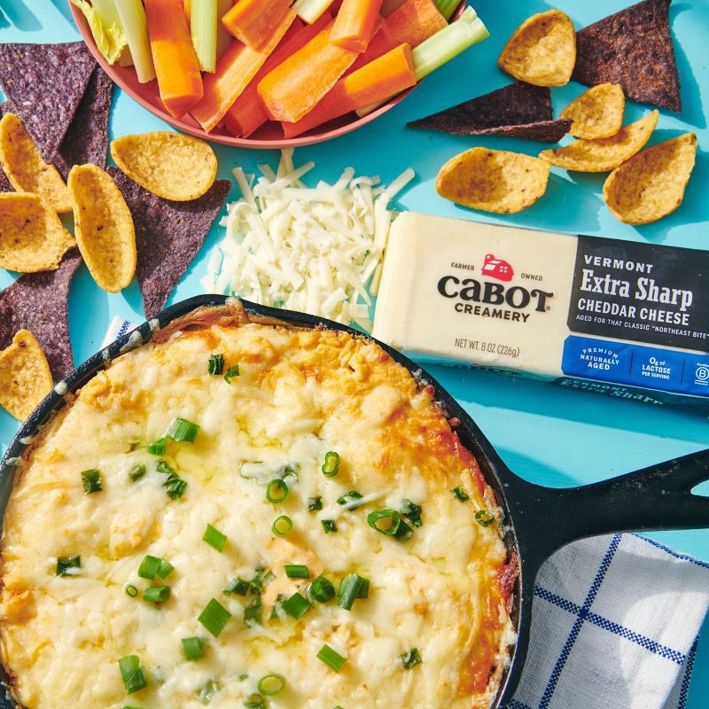 slide 3 of 10, Cabot Creamery Extra Sharp Cheddar Cheese - 8oz, 8 oz