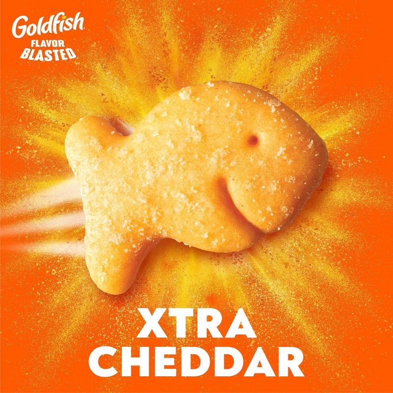 slide 2 of 8, Goldfish Flavor Blasted Xtra Cheddar Cheese Crackers Bag - 6.6oz, 6.6 oz