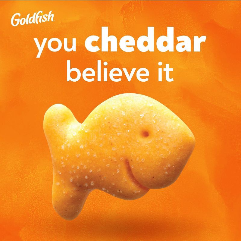 slide 3 of 10, Goldfish Cheddar Cheese Crackers Bag - 6.6oz, 6.6 oz
