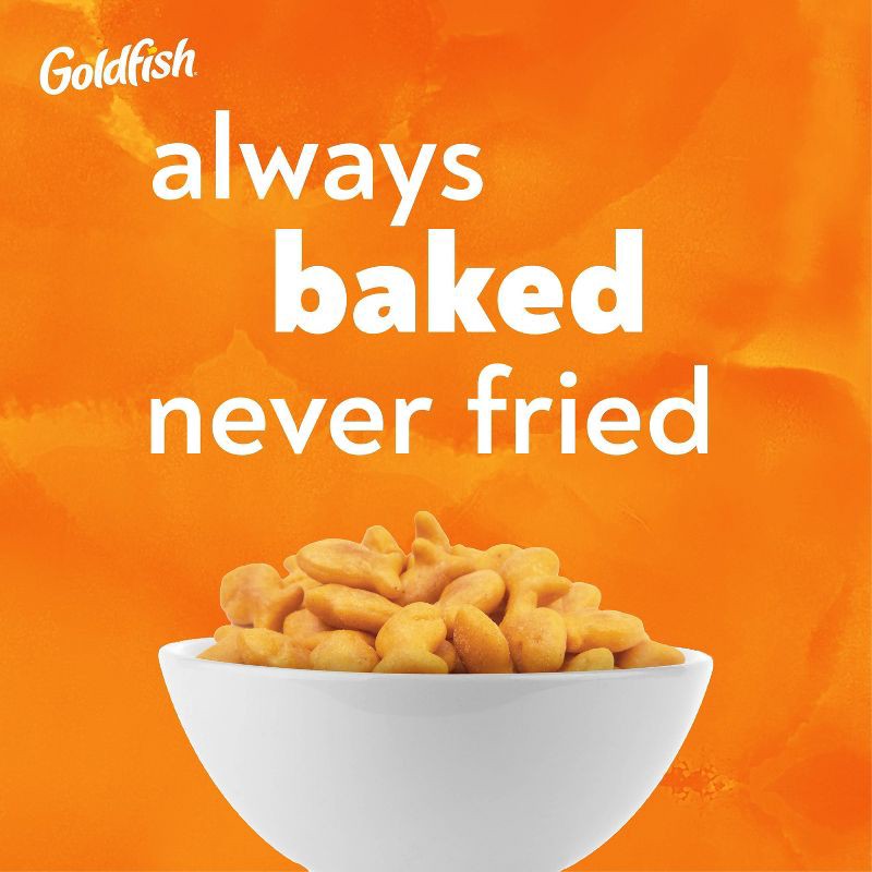 slide 4 of 6, Pepperidge Farm Goldfish Cheddar Crackers Baked with Whole Grain- 6.6oz, 6.6 oz