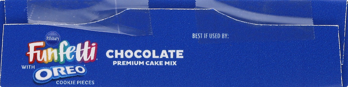 slide 7 of 7, Pillsbury Funfetti Oreo Chocolate Cake, 1 ct