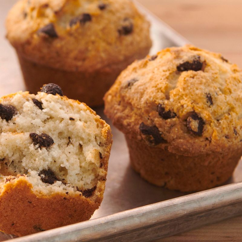 slide 2 of 9, Betty Crocker Chocolate Chip Muffin and Quick Bread Mix - 14.75oz, 14.75 oz