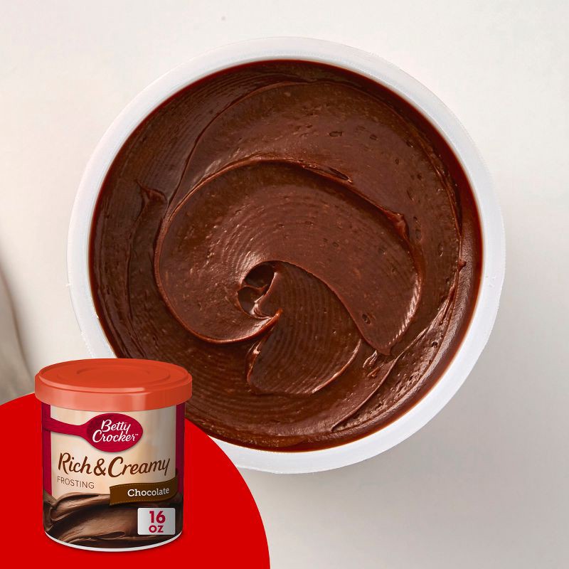 slide 9 of 11, Betty Crocker Rich & Creamy Chocolate Frosting - 16oz, 16 oz