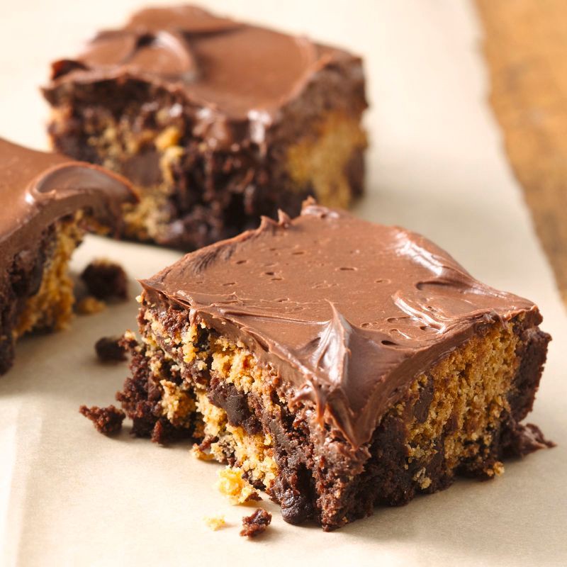 slide 3 of 11, Betty Crocker Rich & Creamy Chocolate Frosting - 16oz, 16 oz