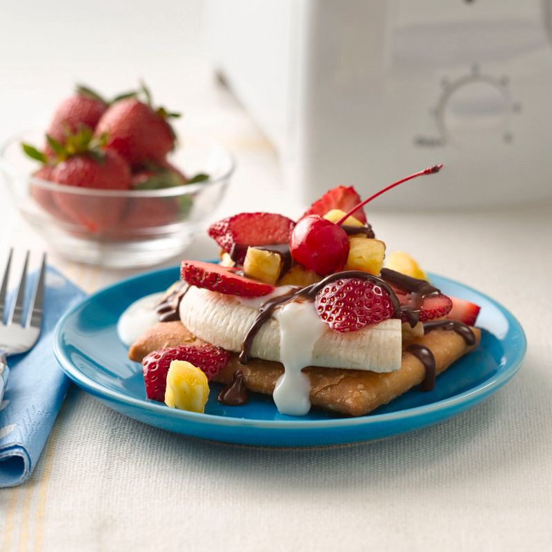 slide 5 of 9, Pillsbury Strawberry Frozen Toaster Strudel - 6ct/11.7oz, 6 ct; 11.7 oz