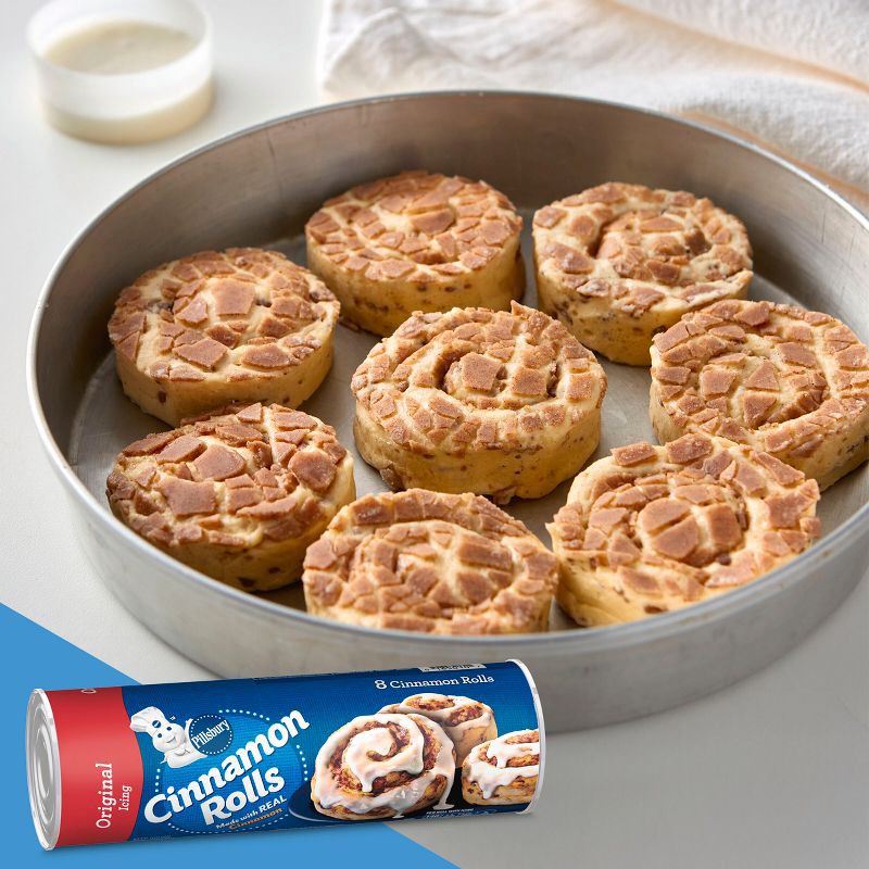 slide 3 of 7, Pillsbury Cinnamon Rolls with Icing - 12.4oz/8ct, 8 ct; 12.4 oz