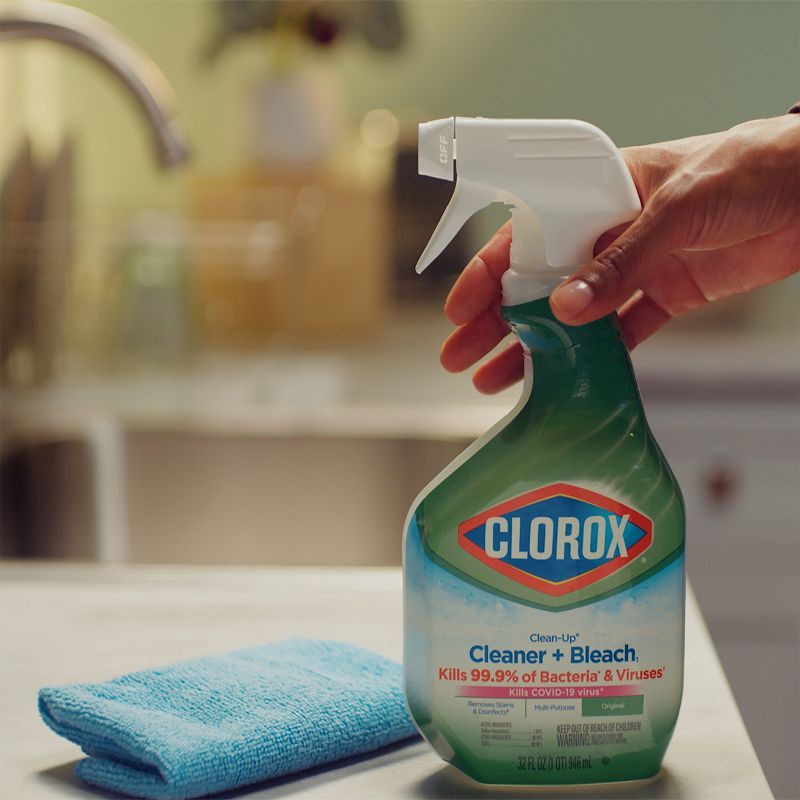 slide 9 of 16, Clorox Rain Clean Scent Clean-Up All Purpose Cleaner with Bleach Spray Bottle - 32 fl oz, 32 fl oz