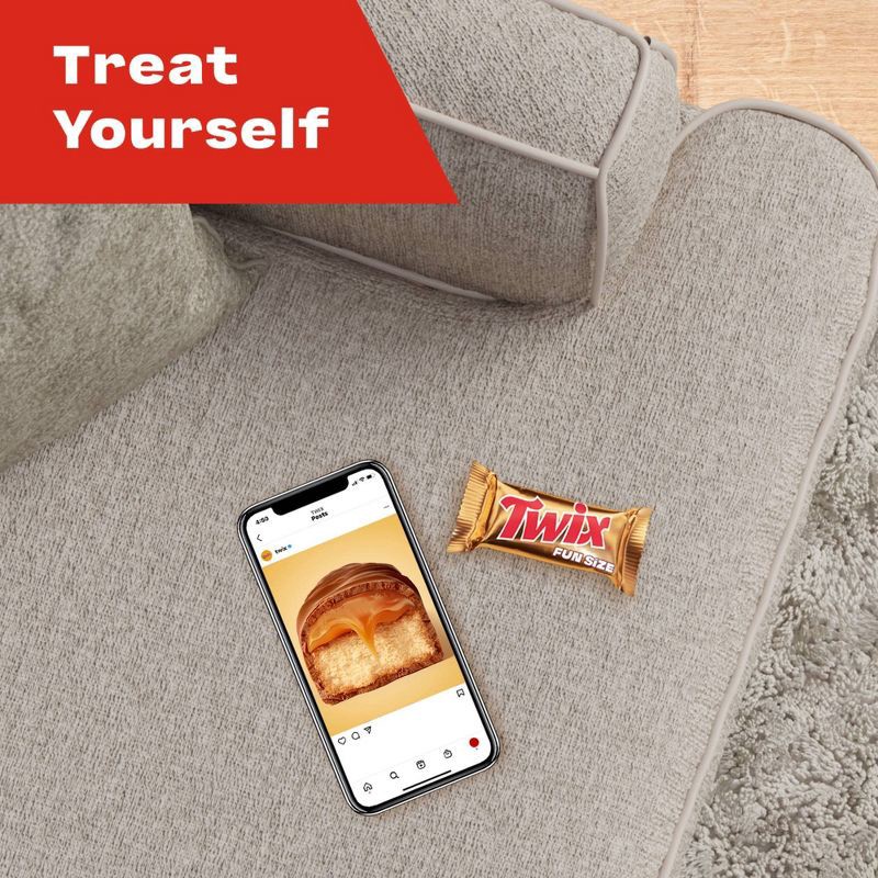 slide 6 of 11, Twix Fun Size Caramel Chocolate Cookie Bar Candy - 10.83oz, 10.83 oz