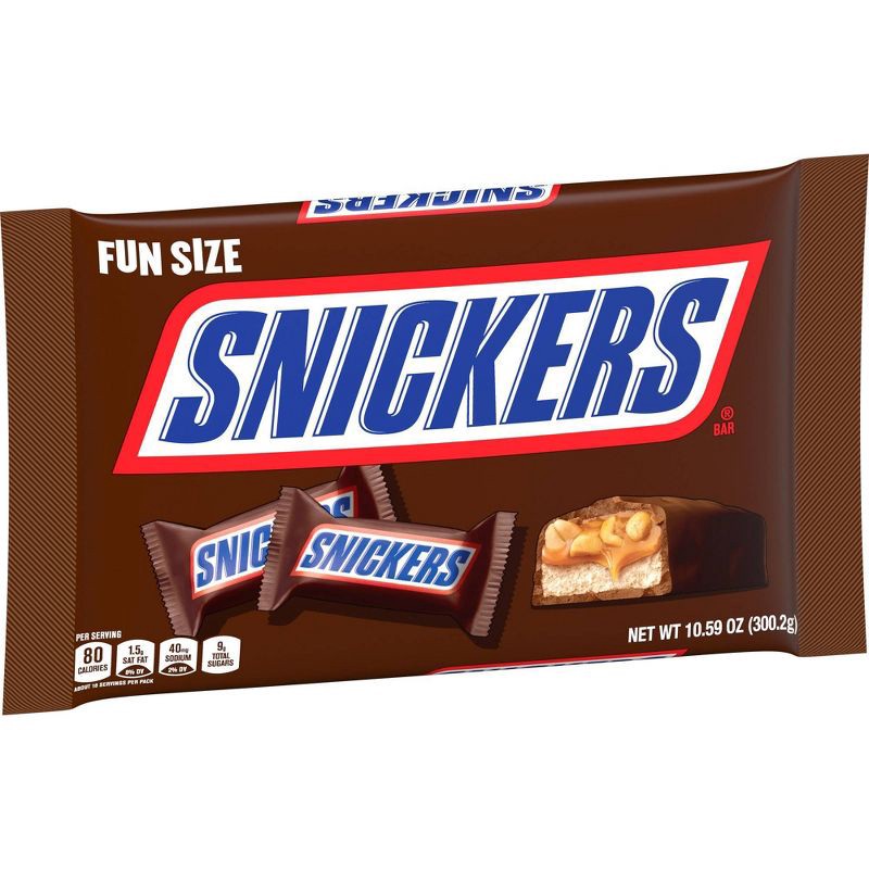 slide 9 of 11, Snickers Fun Size Chocolate Candy Bars - 10.59oz, 10.59 oz