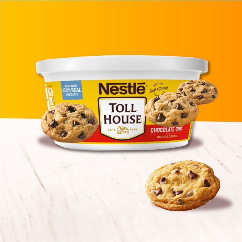 slide 5 of 14, Nestle Toll House Scoop & Bake Chocolate Chip Cookie Dough Tub - 36oz, 36 oz