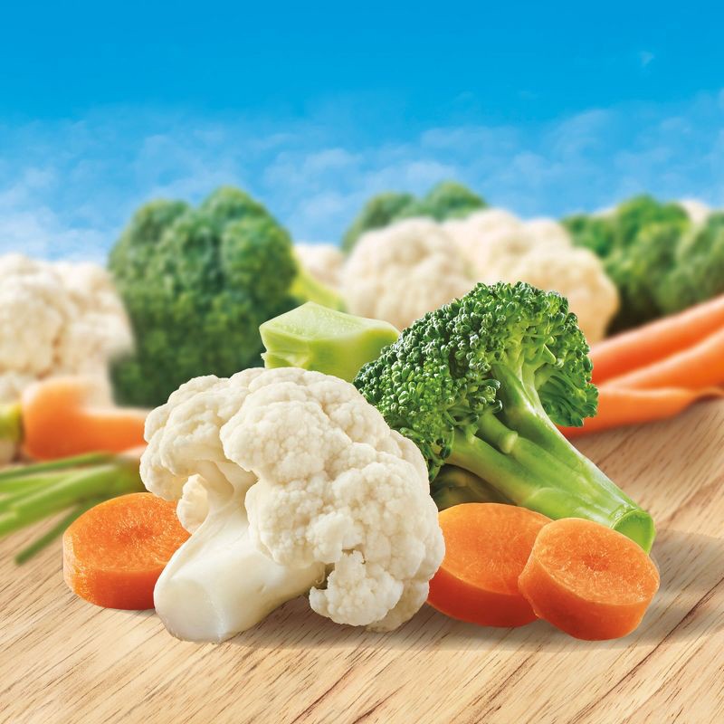 slide 2 of 5, Birds Eye Steamfresh Frozen Broccoli, Cauliflower & Carrots - 12oz, 12 oz