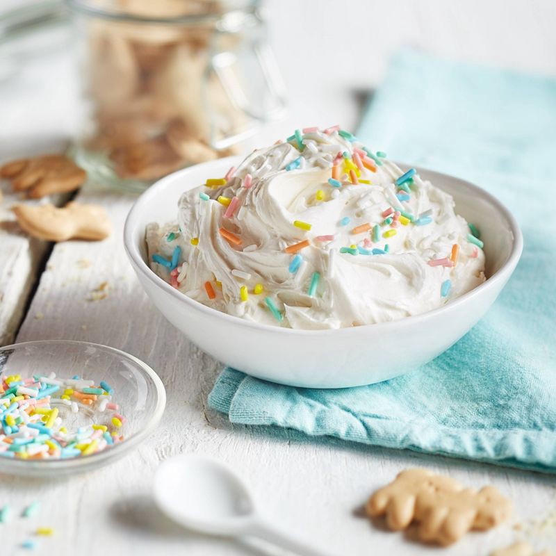 slide 6 of 9, Pillsbury Funfetti Vanilla Flavored Frosting - 15.6oz, 15.6 oz