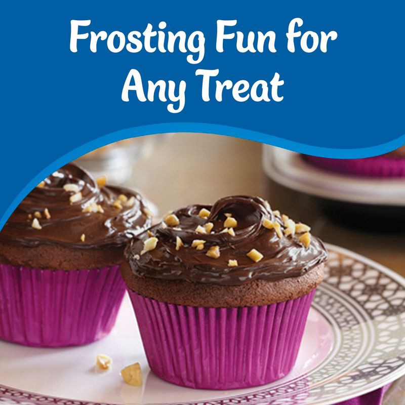 slide 3 of 7, Pillsbury Creamy Supreme Chocolate Fudge Flavored Frosting - 16oz, 16 oz