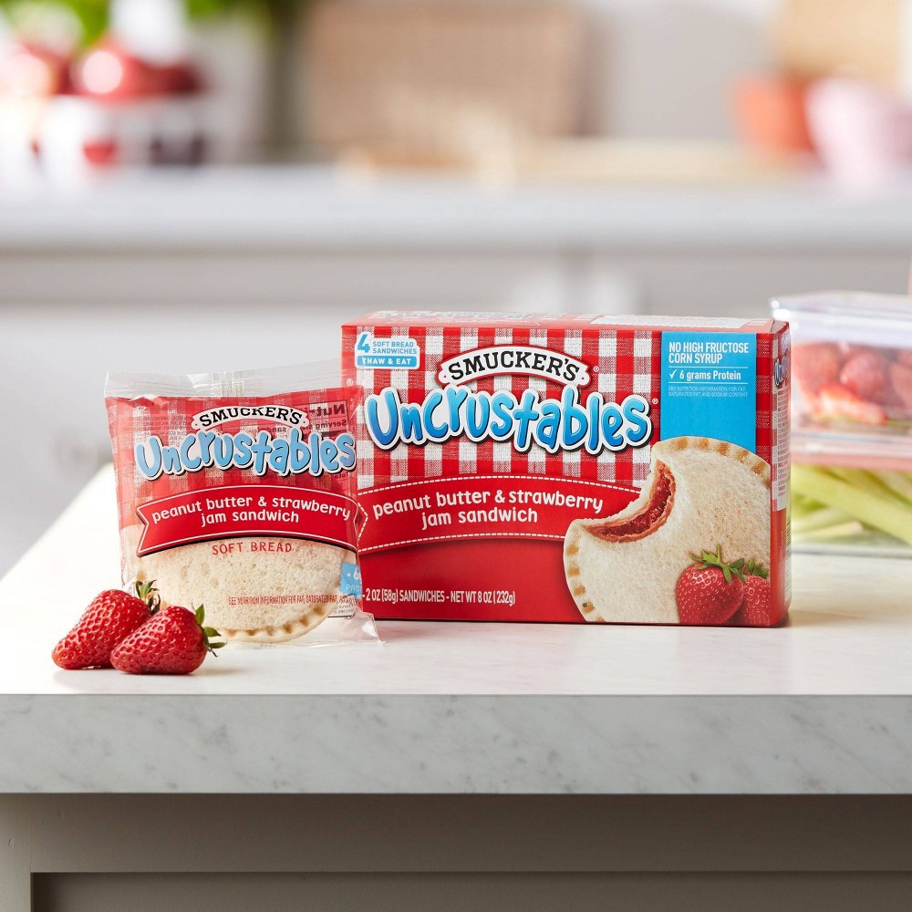 Smucker's Uncrustables Peanut Butter & Strawberry Jam Sandwich 4 Ct; 2 ...