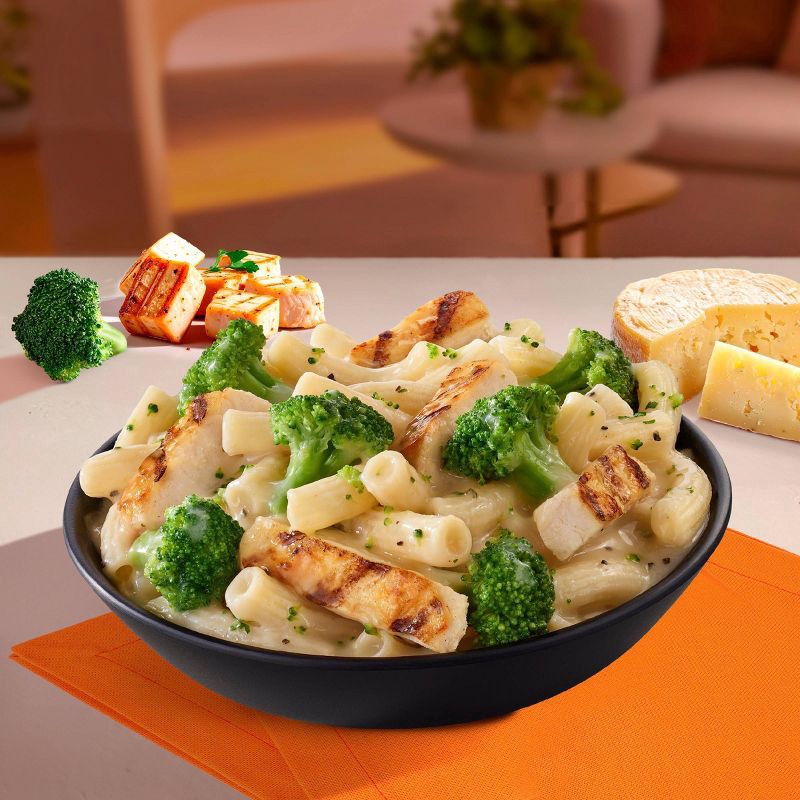 slide 2 of 8, Lean Cuisine Comfort Cravings Alfredo Frozen Pasta with Chicken & Broccoli - 10oz​, 10 oz