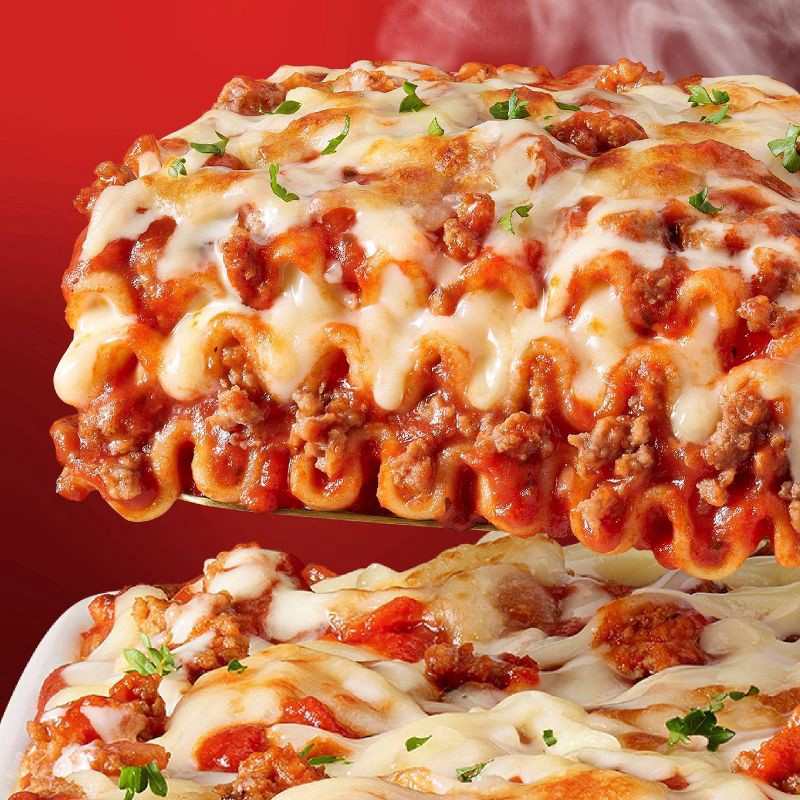 slide 2 of 11, Stouffer's Family Size Frozen Lasagna with Meat & Sauce - 38oz, 38 oz