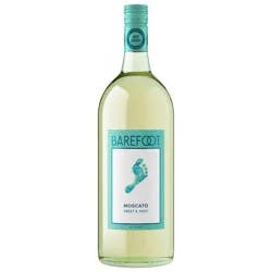 Barefoot Cellars Moscato White Wine - 1.5L Bottle