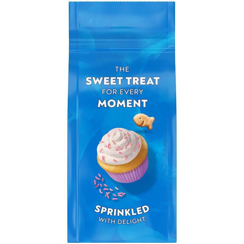 slide 2 of 5, Goldfish Grahams Vanilla Cupcake Crackers - 6.6oz, 6.6 oz
