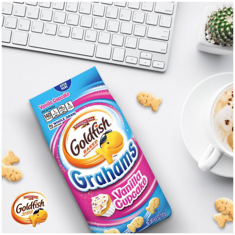 slide 3 of 5, Goldfish Grahams Vanilla Cupcake Crackers - 6.6oz, 6.6 oz