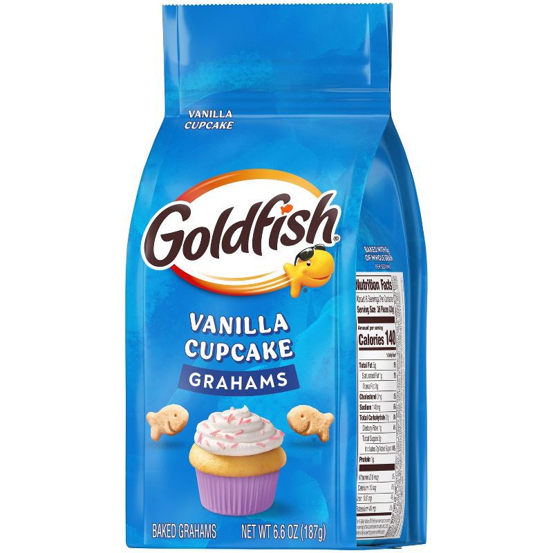 slide 5 of 5, Goldfish Grahams Vanilla Cupcake Crackers - 6.6oz, 6.6 oz