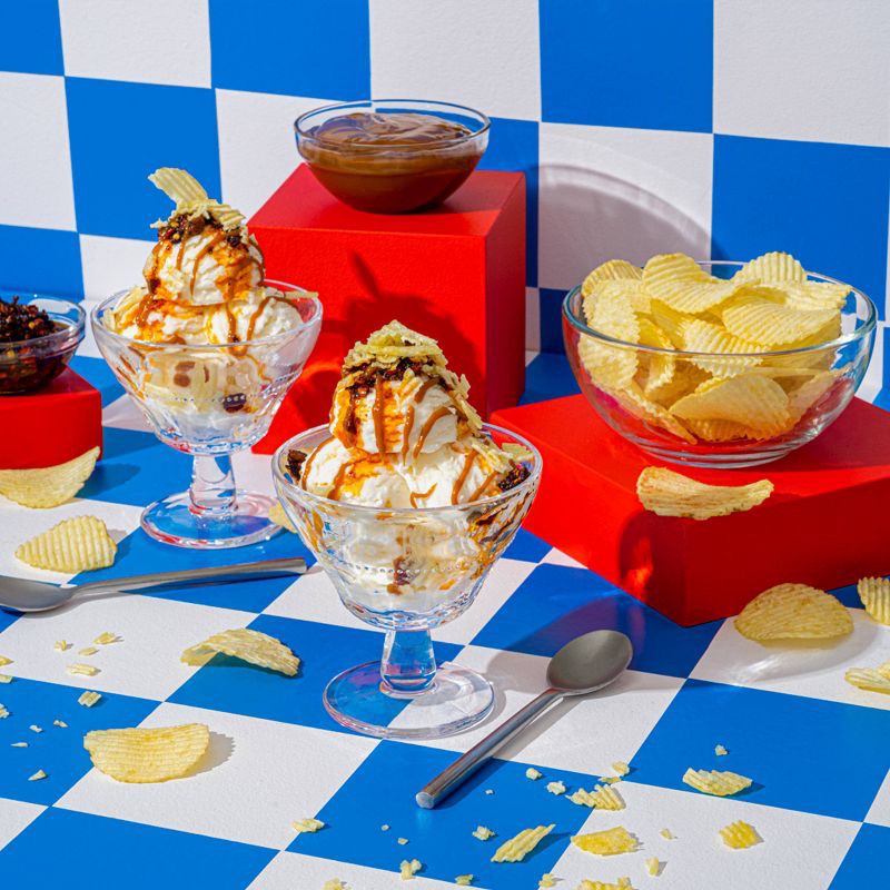 slide 9 of 10, Ruffles Original Flavor Ridged Potato Chips - 8.5oz, 8.5 oz