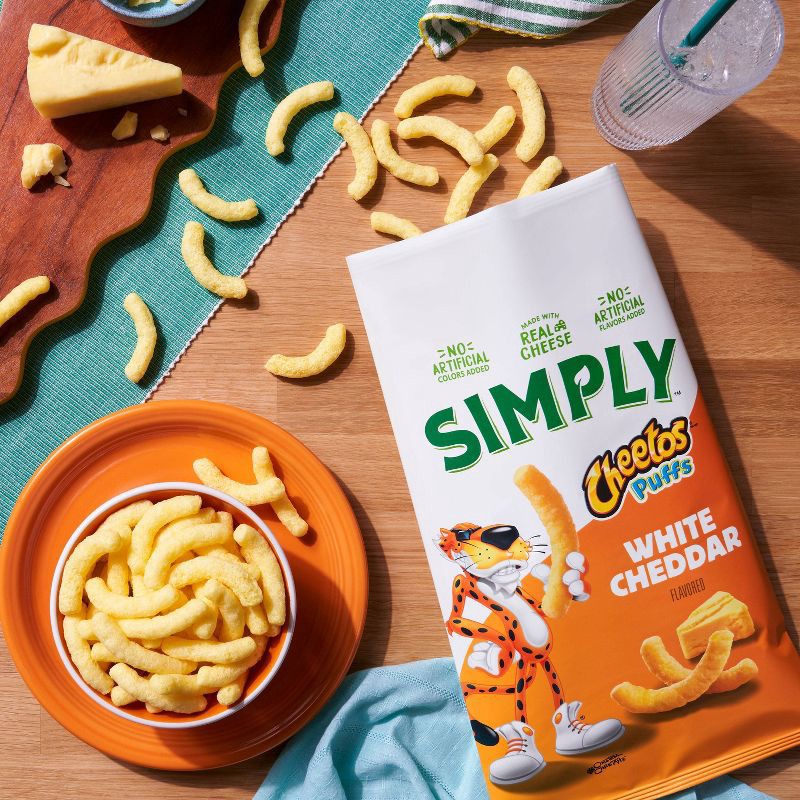 slide 8 of 13, Cheetos Simply White Cheddar Puffs Snacks - 8oz, 8 oz