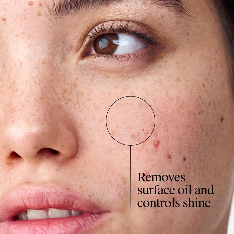 slide 5 of 8, Neutrogena Clear Pore Oil-Eliminating Facial Astringent, Pore Clearing Treatment for Acne-Prone Skin - 8 fl oz, 8 fl oz