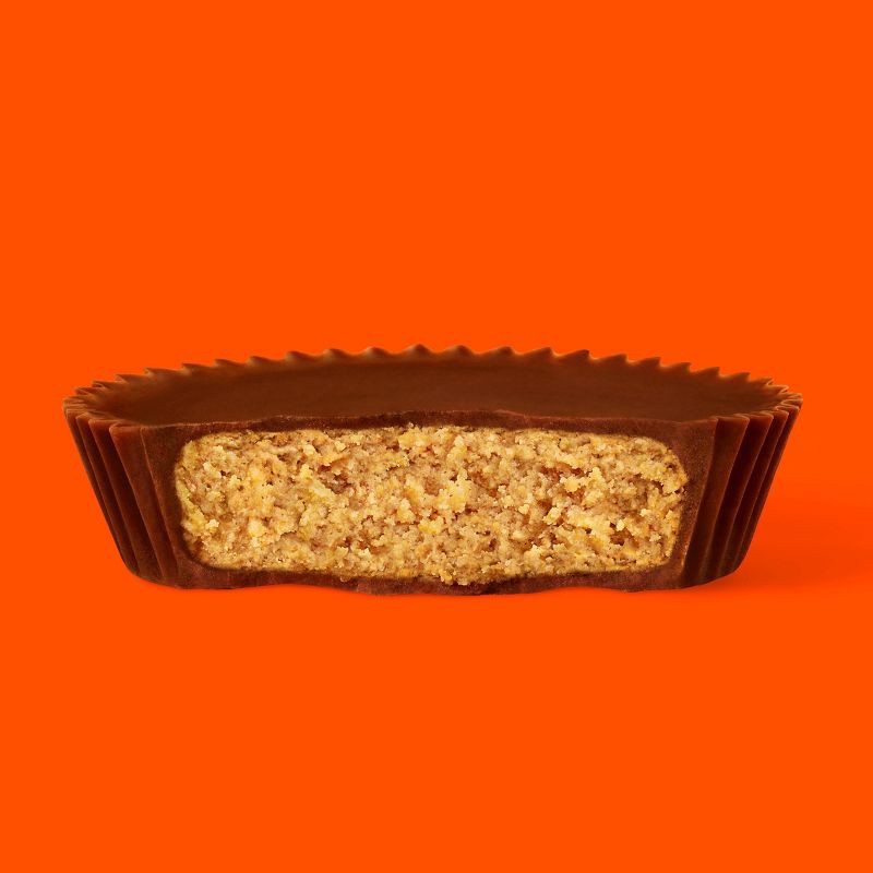 slide 5 of 7, Reese's Peanut Butter Cups Candy - 1.5oz, 1.5 oz