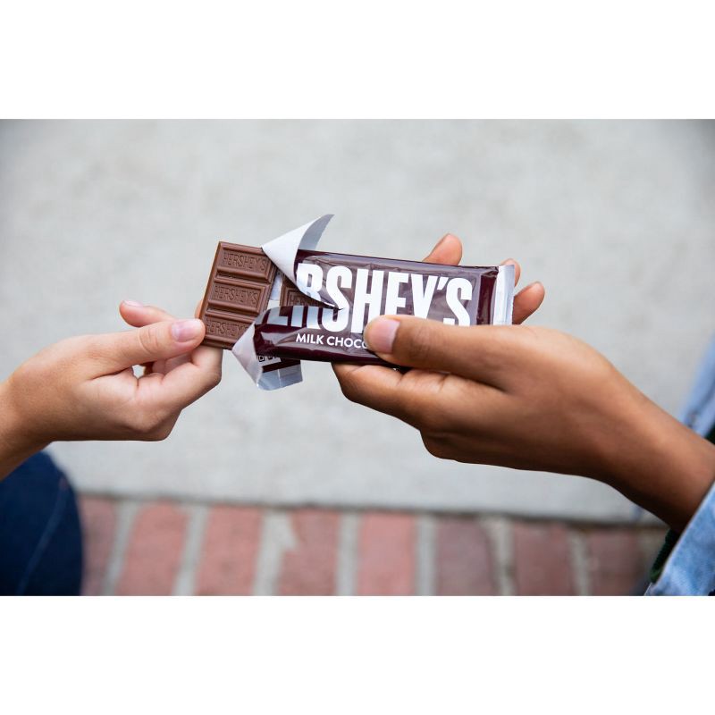 slide 3 of 7, Hershey's Milk Chocolate Candy Bar - 1.55oz, 1.55 oz